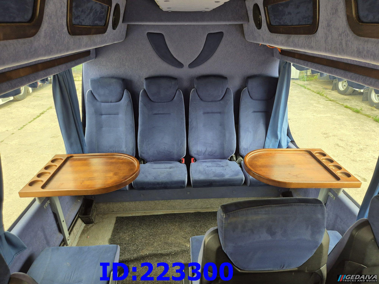 Turistický autobus MERCEDES-BENZ Sprinter 518 VIP - 17 Seater: obrázek 19