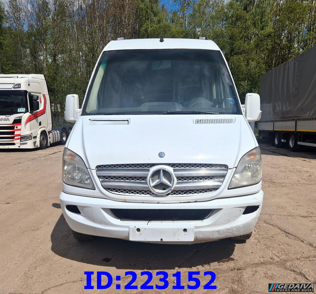MERCEDES-BENZ Sprinter 518-VIP- 17 places - Turistický autobus: obrázek 2 MERCEDES-BENZ Sprinter 518-VIP- 17 places - Turistický autobus: obrázek 2