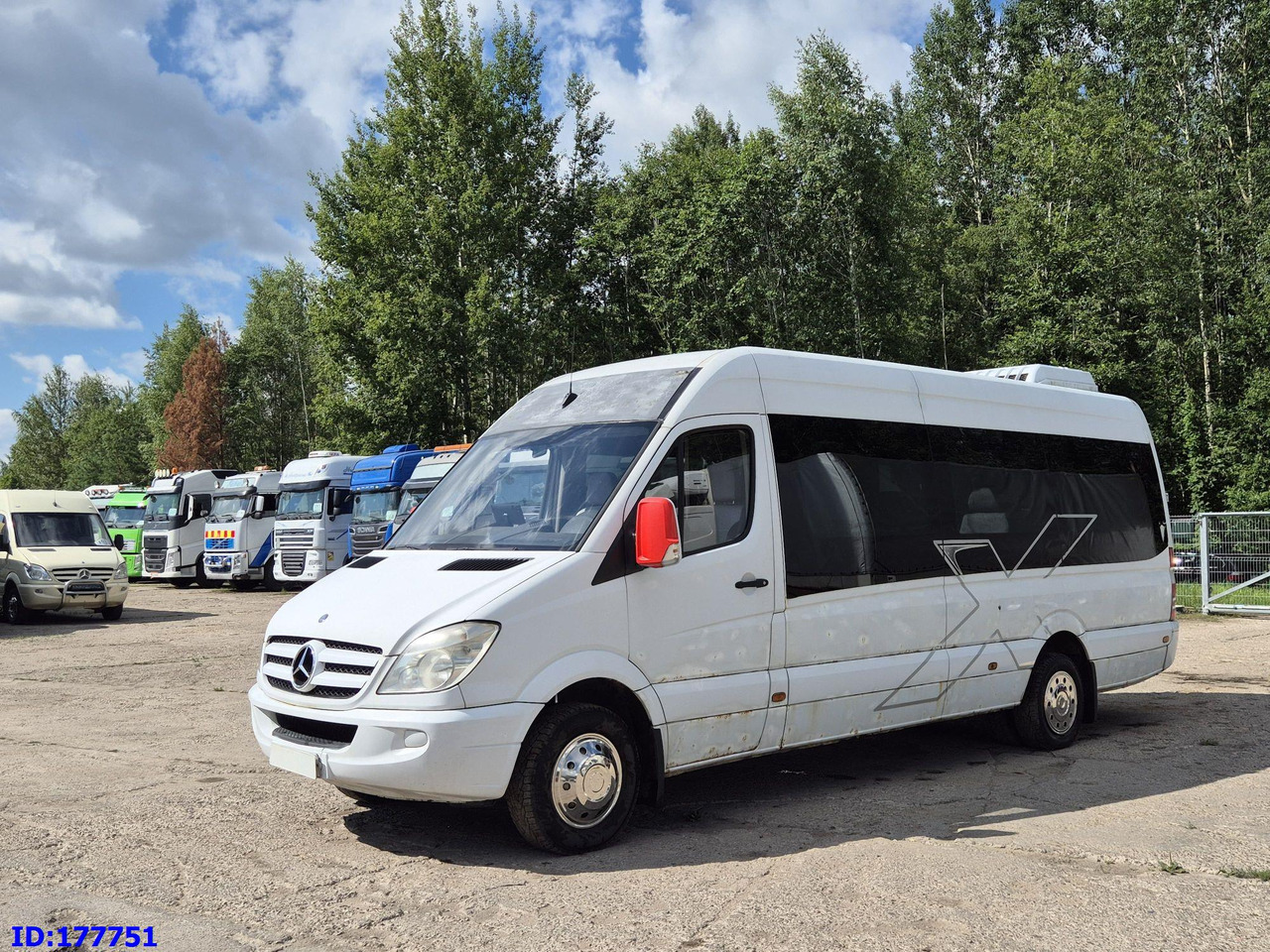 MERCEDES-BENZ Sprinter 518 - VIP - 17-seater - Minibus, Mikrobus: obrázek 1 MERCEDES-BENZ Sprinter 518 - VIP - 17-seater - Minibus, Mikrobus: obrázek 1