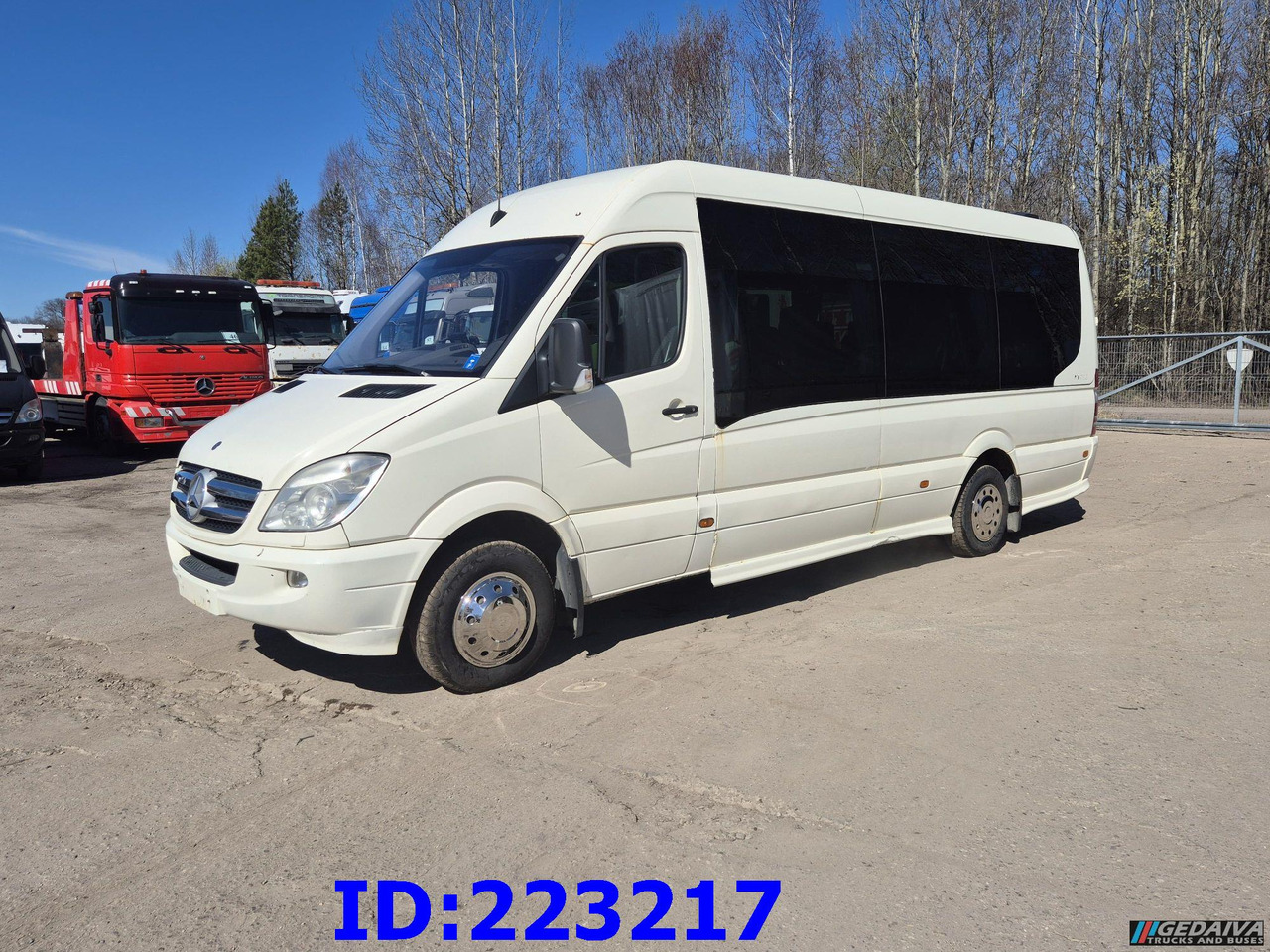 MERCEDES-BENZ Sprinter 518 VIP Prostyle 17-Place (Motor defekt) - Turistický autobus: obrázek 1 MERCEDES-BENZ Sprinter 518 VIP Prostyle 17-Place (Motor defekt) - Turistický autobus: obrázek 1