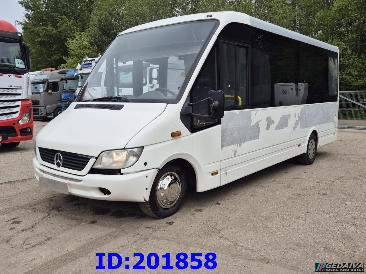 MERCEDES-BENZ Sprinter 616 - 27 Place - Městský autobus: obrázek 4 MERCEDES-BENZ Sprinter 616 - 27 Place - Městský autobus: obrázek 4