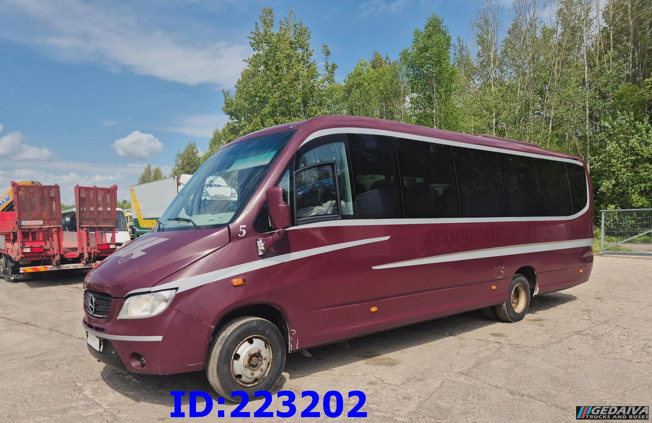 MERCEDES-BENZ Sunrider 818D Vario 33 - Seater - Turistický autobus: obrázek 1 MERCEDES-BENZ Sunrider 818D Vario 33 - Seater - Turistický autobus: obrázek 1