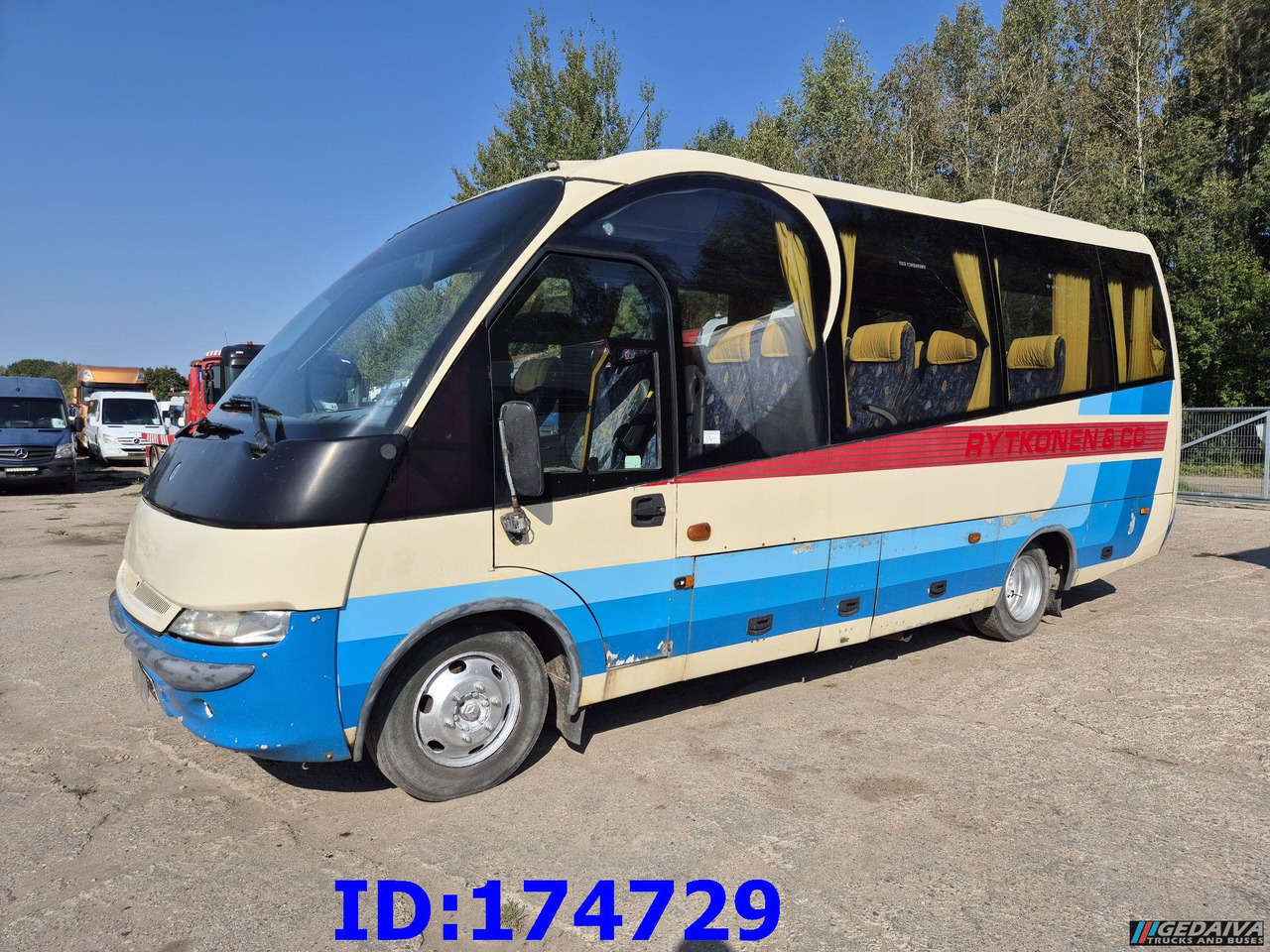 MERCEDES-BENZ Vario 815 26-Seater - Turistický autobus: obrázek 1 MERCEDES-BENZ Vario 815 26-Seater - Turistický autobus: obrázek 1