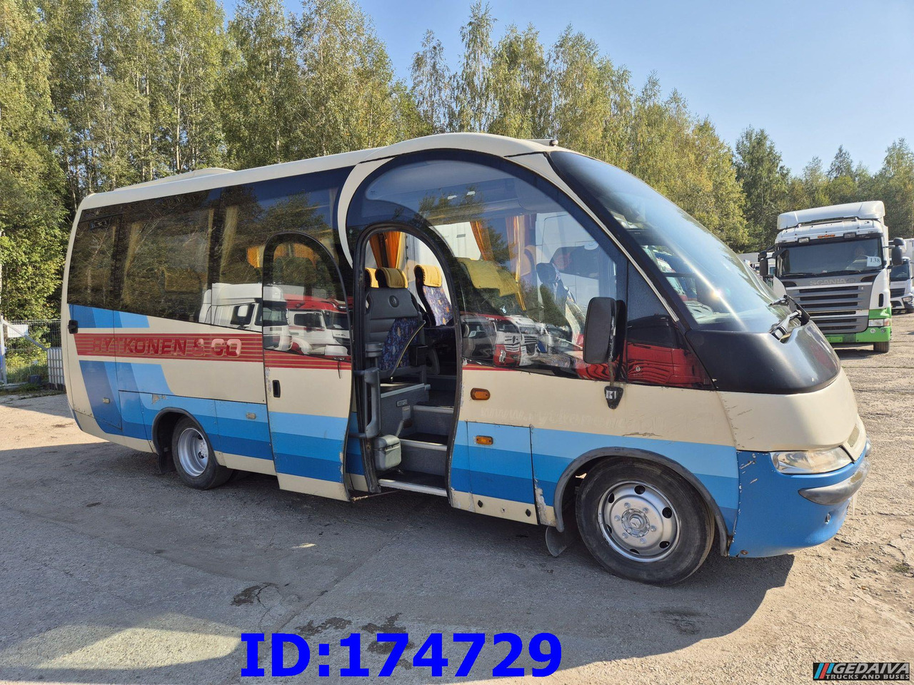 MERCEDES-BENZ Vario 815 26-Seater - Turistický autobus: obrázek 4 MERCEDES-BENZ Vario 815 26-Seater - Turistický autobus: obrázek 4