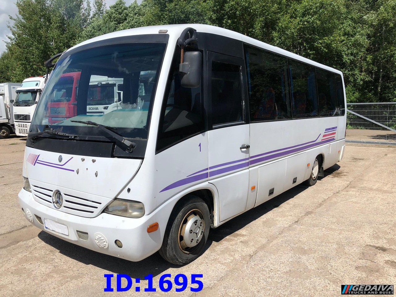 MERCEDES-BENZ Vario Medio 815 30-Seater - Turistický autobus: obrázek 4 MERCEDES-BENZ Vario Medio 815 30-Seater - Turistický autobus: obrázek 4