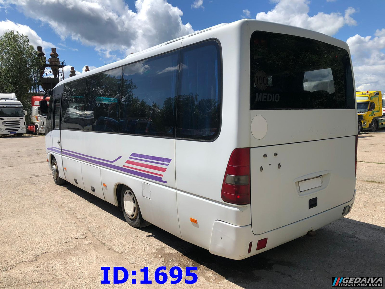 MERCEDES-BENZ Vario Medio 815 30-Seater - Turistický autobus: obrázek 5 MERCEDES-BENZ Vario Medio 815 30-Seater - Turistický autobus: obrázek 5