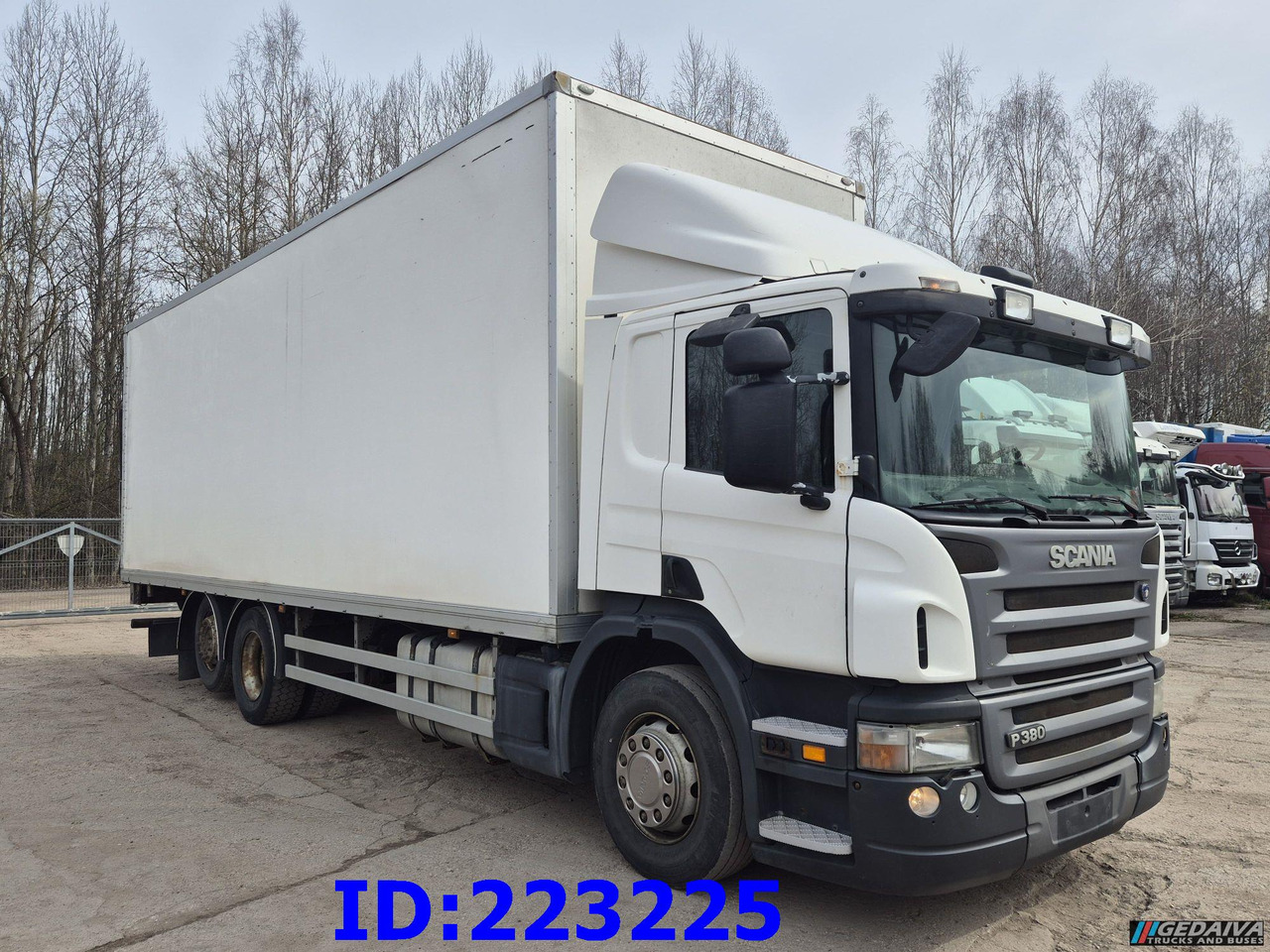 SCANIA P380 6x2 Open side box - Skříňový nákladní auto: obrázek 4 SCANIA P380 6x2 Open side box - Skříňový nákladní auto: obrázek 4