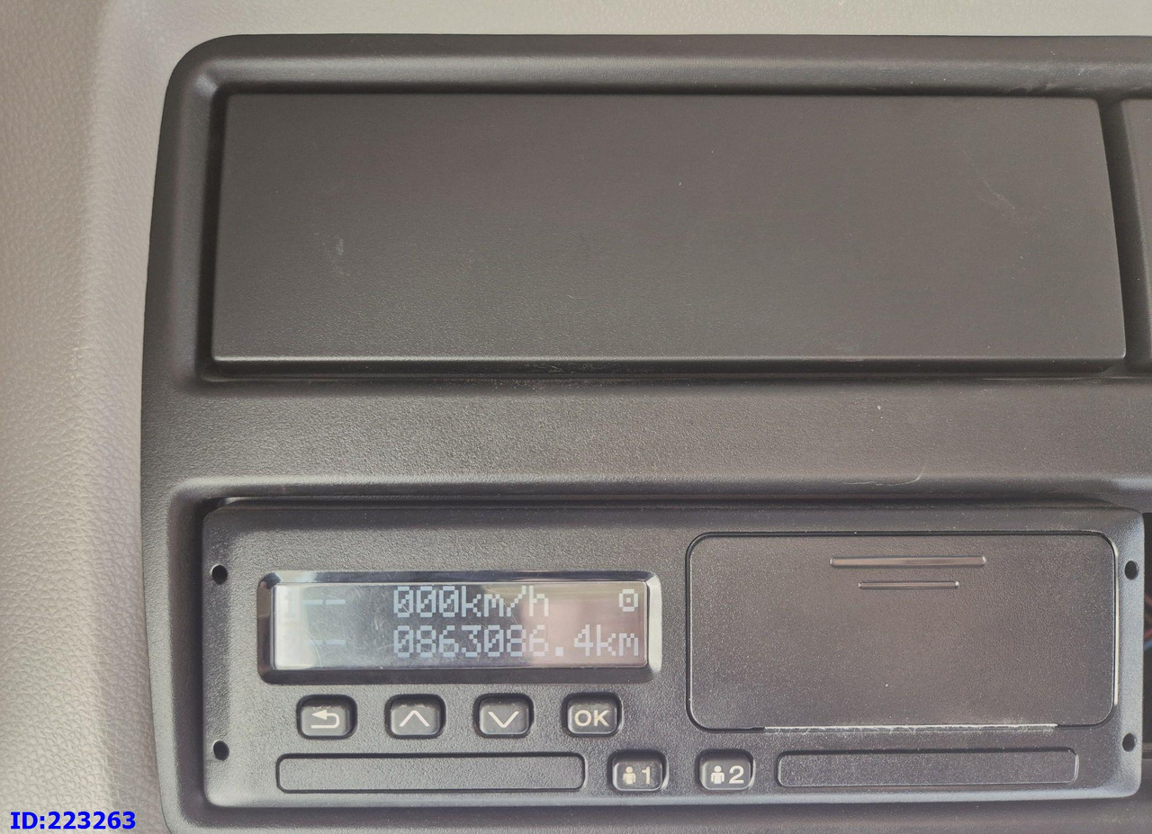 Podvozek s kabinou SCANIA R540 6x2 Retarder: obrázek 18