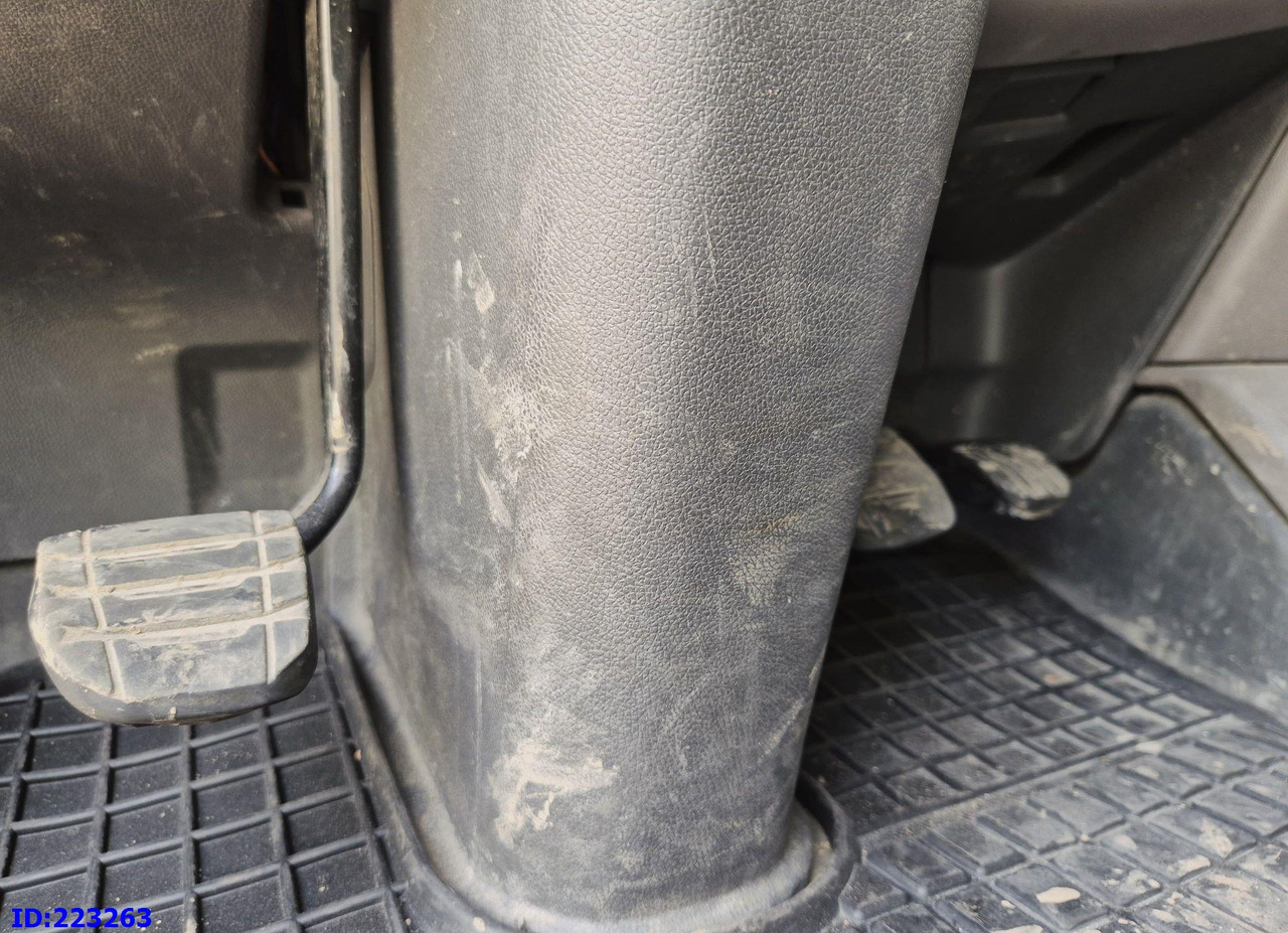 Podvozek s kabinou SCANIA R540 6x2 Retarder: obrázek 17