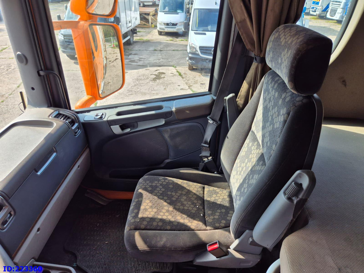 Lesovůz SCANIA R580 8X4 V8: obrázek 6