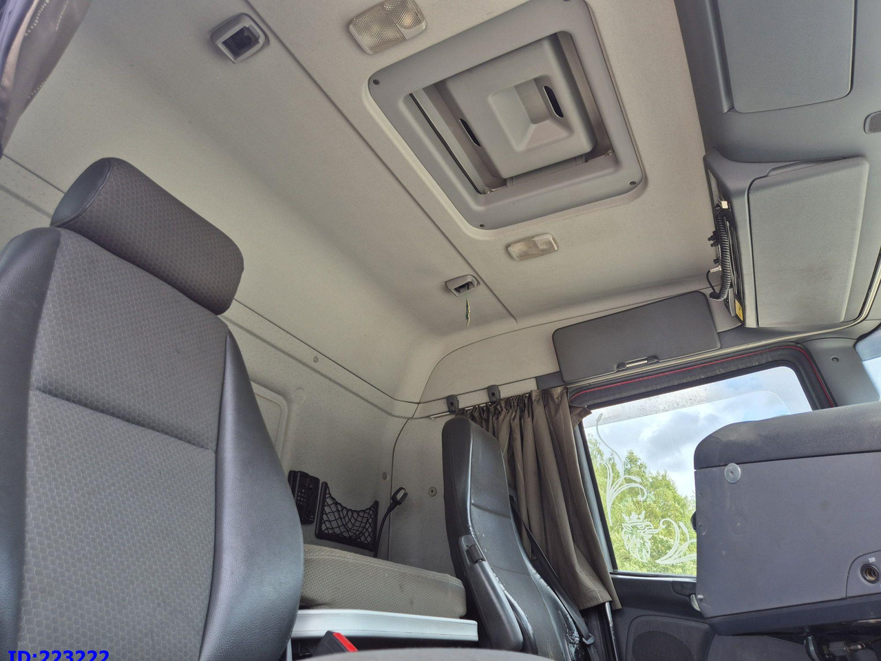 Podvozek s kabinou SCANIA R620 - 8x4 - Steering axle: obrázek 18 Podvozek s kabinou SCANIA R620 - 8x4 - Steering axle: obrázek 18