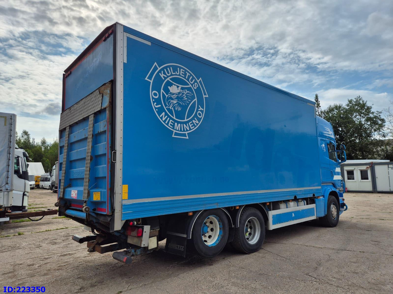 SCANIA R620 V8 RETARDER 6x2 - Izotermický nákladní automobil: obrázek 5 SCANIA R620 V8 RETARDER 6x2 - Izotermický nákladní automobil: obrázek 5
