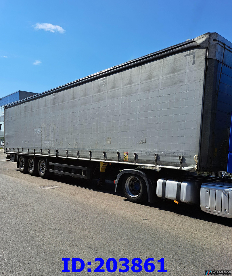 SCHMITZ CARGOBULL - Plachtový návěs: obrázek 1 SCHMITZ CARGOBULL - Plachtový návěs: obrázek 1