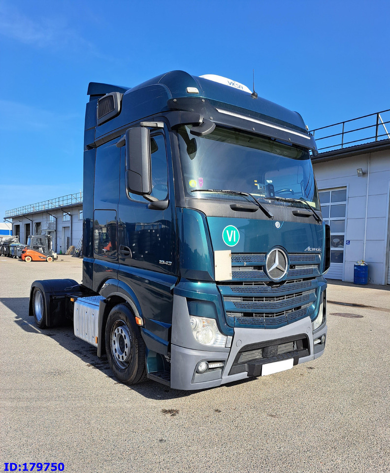 MERCEDES-BENZ Actros 1843 Euro6 - Tahač: obrázek 2 MERCEDES-BENZ Actros 1843 Euro6 - Tahač: obrázek 2