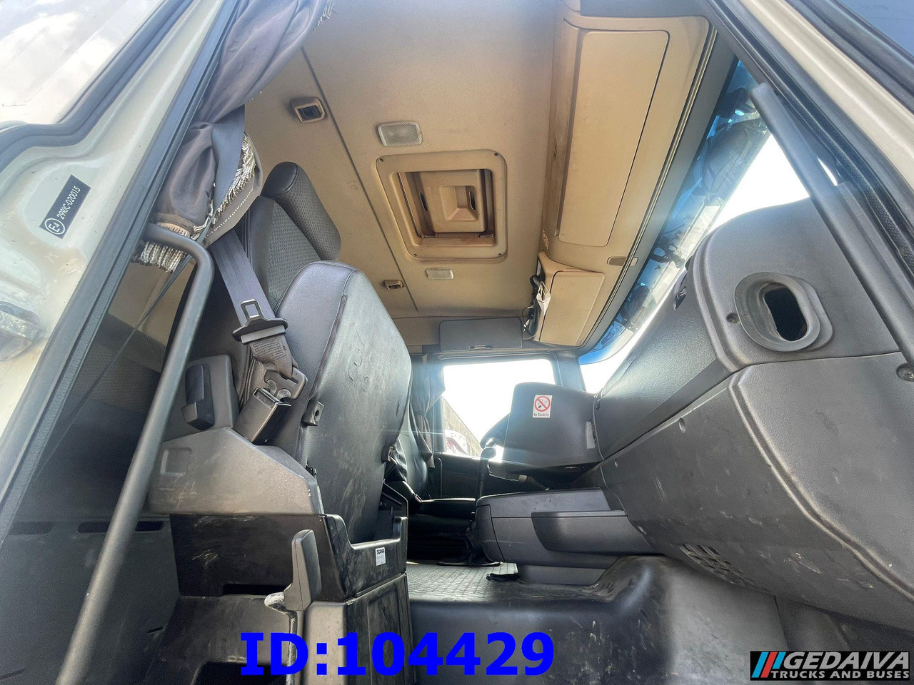 Tahač SCANIA R420 4x2 Manual Euro5: obrázek 16