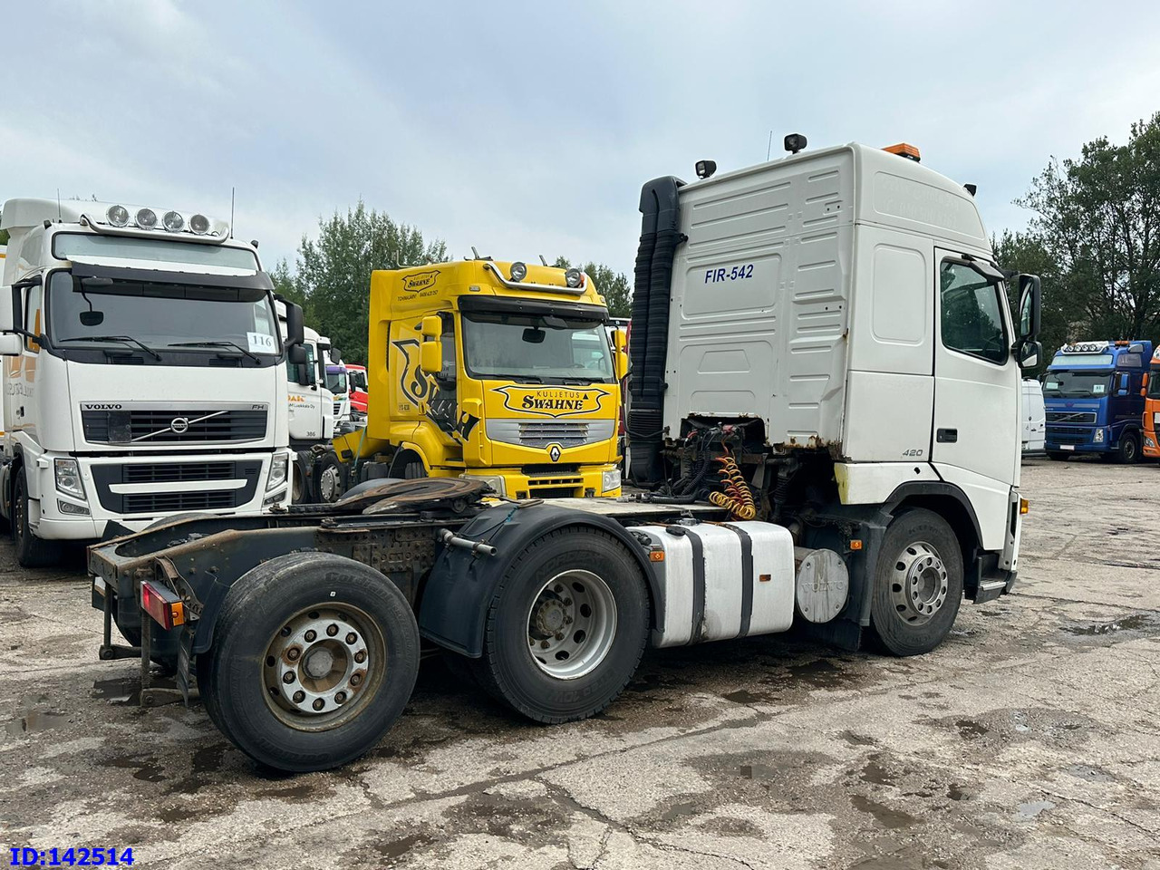 VOLVO FH12 420HP 6x2 Manual - Tahač: obrázek 4 VOLVO FH12 420HP 6x2 Manual - Tahač: obrázek 4