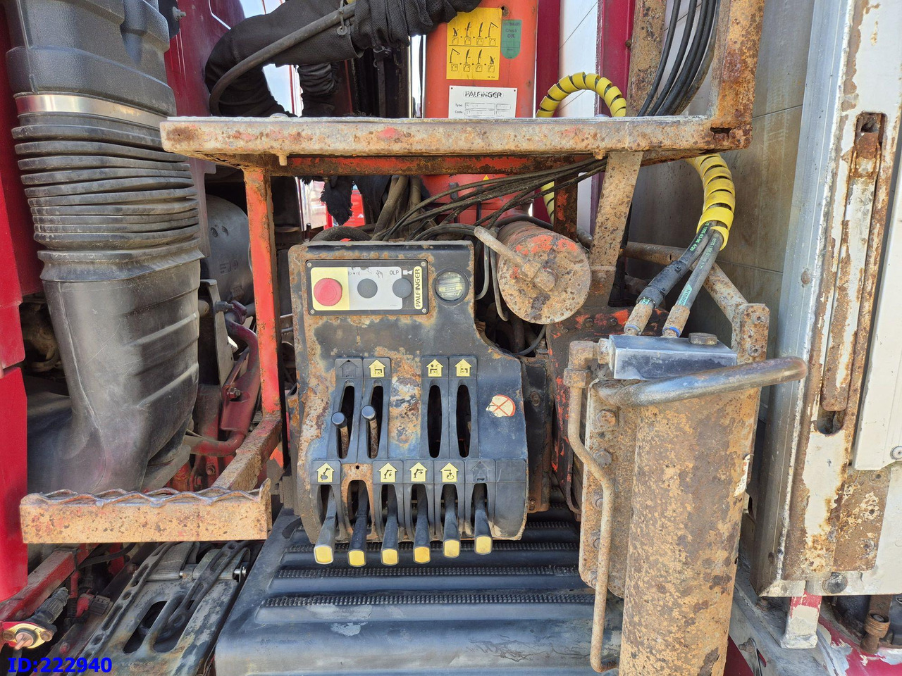 Nákladní automobil valníkový/ Plošinový VOLVO FH12 420HP + Crane Palfinger PK9501: obrázek 11