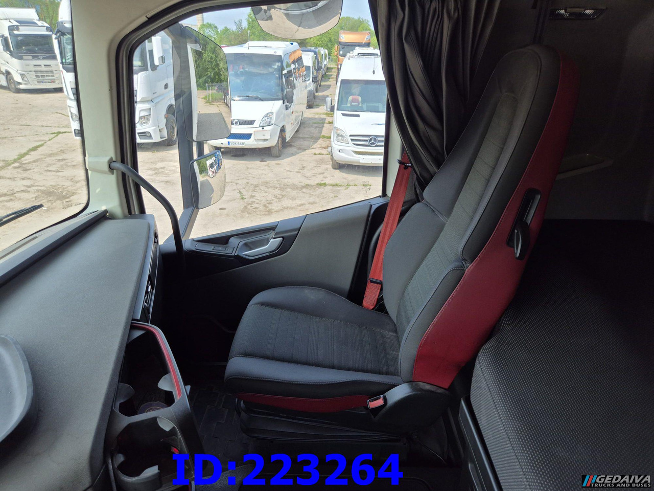 Chladírenský nákladní automobil VOLVO FH13 460HP 6x2 Steering axle Euro6: obrázek 22