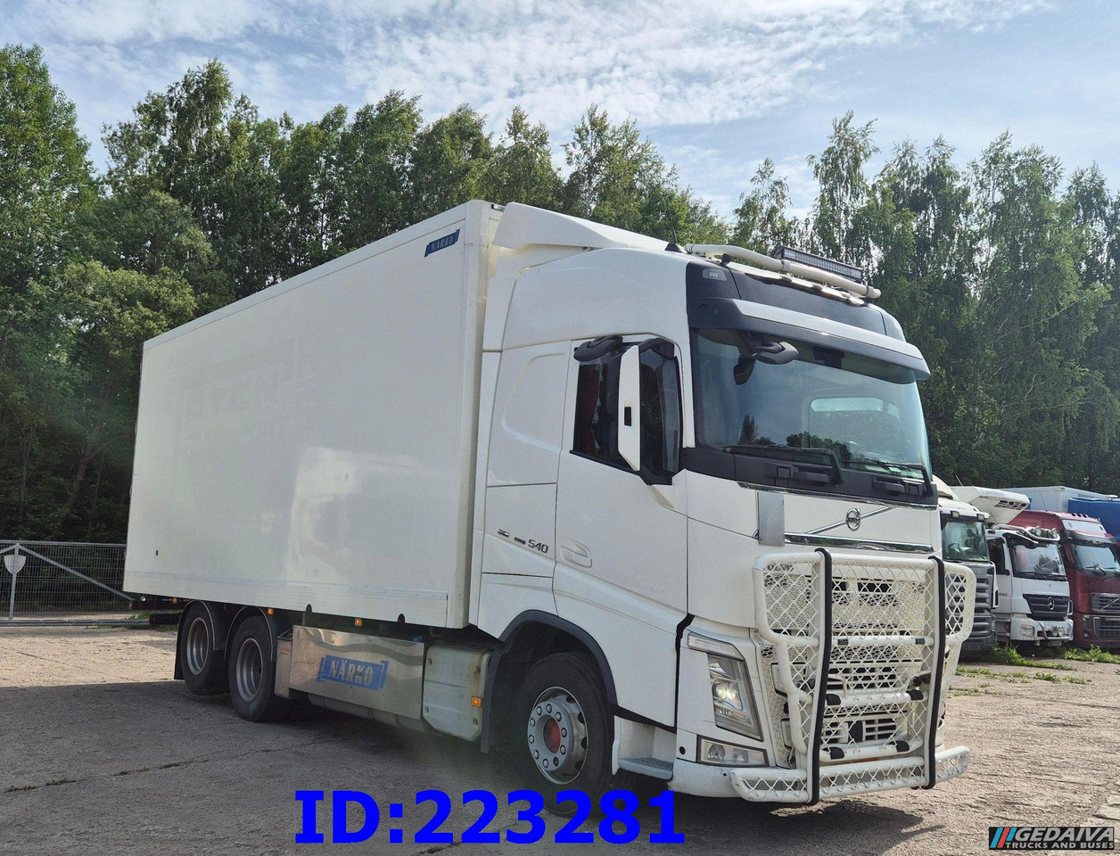 VOLVO FH13 540HP 6x2 (10 tyre) Euro6 - Izotermický nákladní automobil: obrázek 3 VOLVO FH13 540HP 6x2 (10 tyre) Euro6 - Izotermický nákladní automobil: obrázek 3