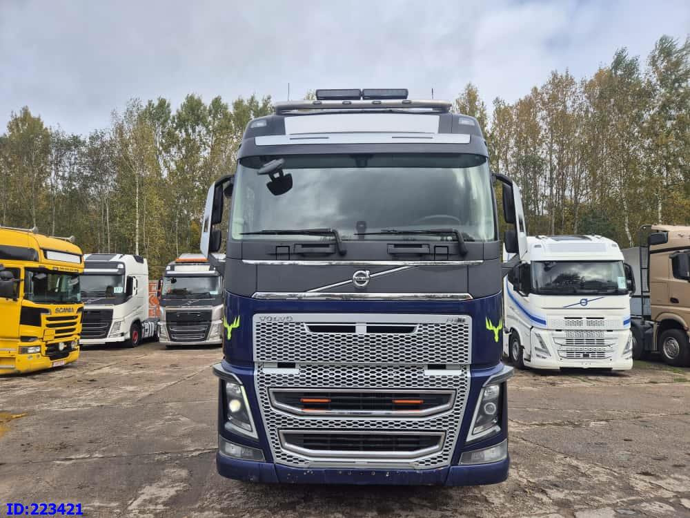 VOLVO FH16 750HP 8x4 + KESLA CRANE - Lesovůz: obrázek 2 VOLVO FH16 750HP 8x4 + KESLA CRANE - Lesovůz: obrázek 2