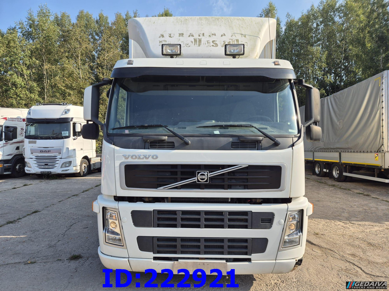 VOLVO FM9 260HP - Skříňový nákladní auto: obrázek 2 VOLVO FM9 260HP - Skříňový nákladní auto: obrázek 2
