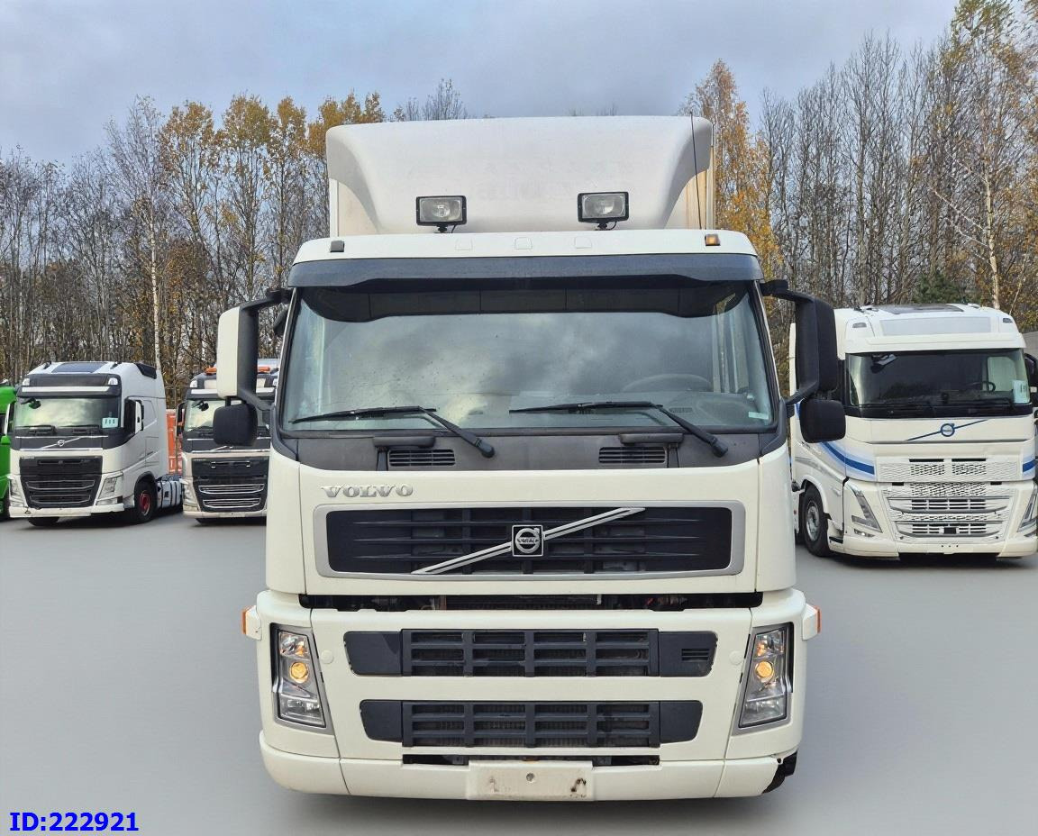 VOLVO FM9 260HP - Skříňový nákladní auto: obrázek 2 VOLVO FM9 260HP - Skříňový nákladní auto: obrázek 2