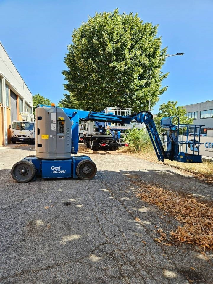 Genie Z 30/20 N RJ - Kloubová plošina: obrázek 2 Genie Z 30/20 N RJ - Kloubová plošina: obrázek 2