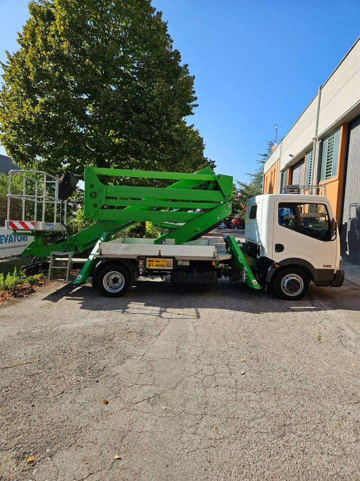 Isoli PNT 205 - Autoplošina: obrázek 1 Isoli PNT 205 - Autoplošina: obrázek 1