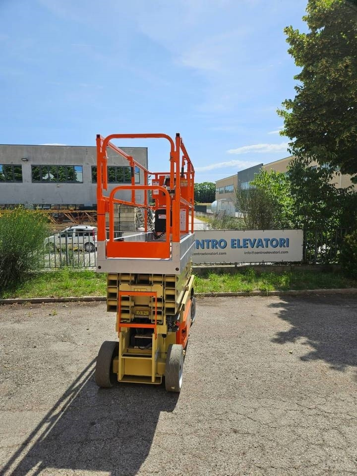 JLG 2630 ES - Nůžková plošina: obrázek 3 JLG 2630 ES - Nůžková plošina: obrázek 3