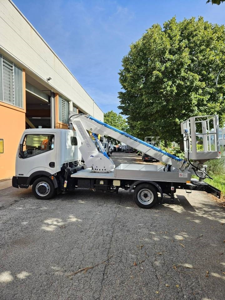 Multitel ALU 145 - Autoplošina: obrázek 5 Multitel ALU 145 - Autoplošina: obrázek 5