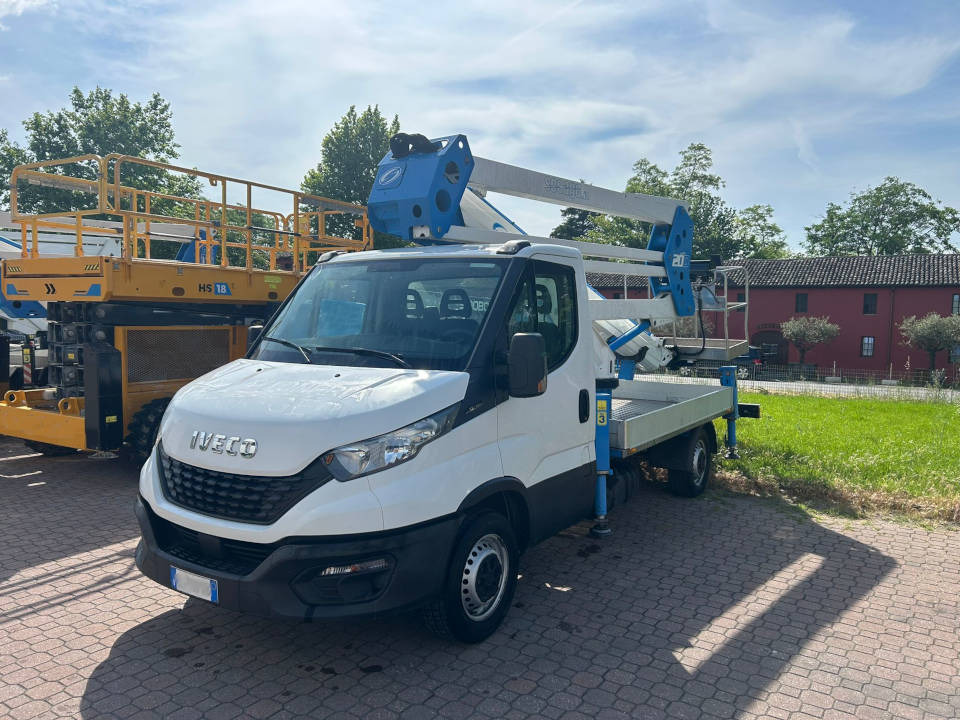 SOCAGE 20D - Autoplošina: obrázek 1 SOCAGE 20D - Autoplošina: obrázek 1