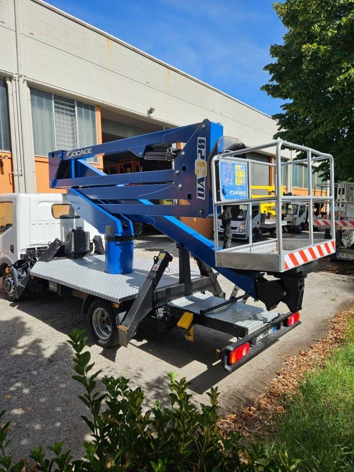 Socage DA 320 - Autoplošina: obrázek 3 Socage DA 320 - Autoplošina: obrázek 3