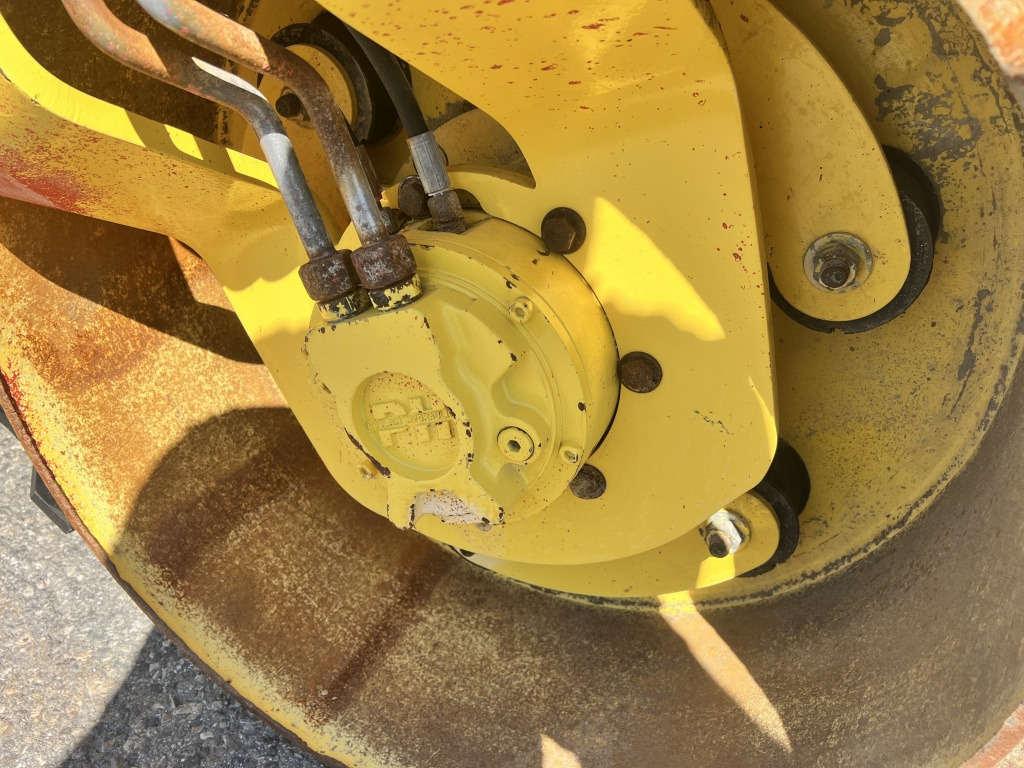 Silniční válec Bomag BW 120 AD-4 (111624): obrázek 13