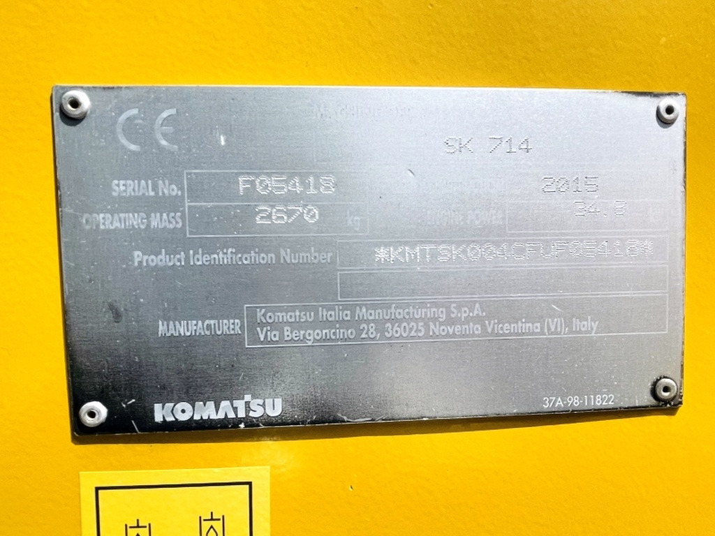 Komatsu SK714 (4012) - Smykový nakladač: obrázek 3 Komatsu SK714 (4012) - Smykový nakladač: obrázek 3