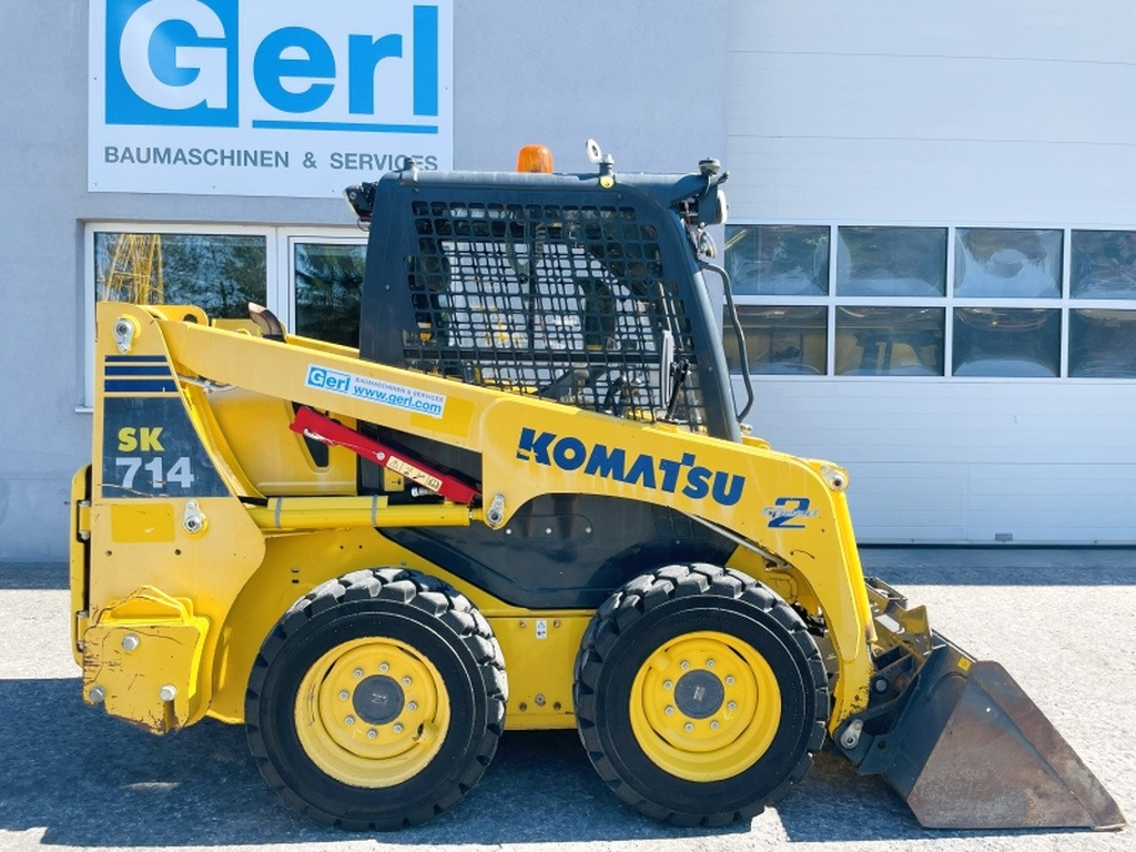 Komatsu SK714-5 (4066) - Smykový nakladač: obrázek 2 Komatsu SK714-5 (4066) - Smykový nakladač: obrázek 2