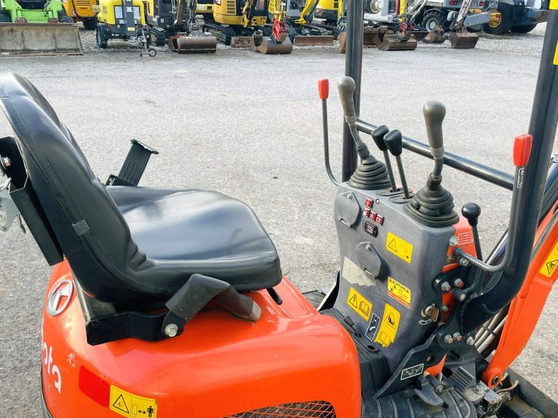 Kubota K008-3 (3727) - Mini rýpadlo: obrázek 5 Kubota K008-3 (3727) - Mini rýpadlo: obrázek 5