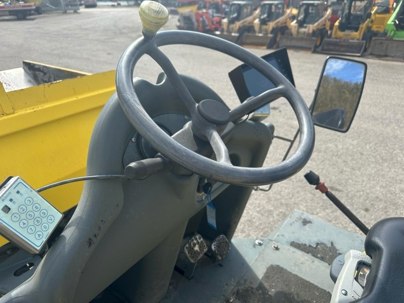 Neuson 3001 (3861) - Mini-sklápěčka: obrázek 4 Neuson 3001 (3861) - Mini-sklápěčka: obrázek 4