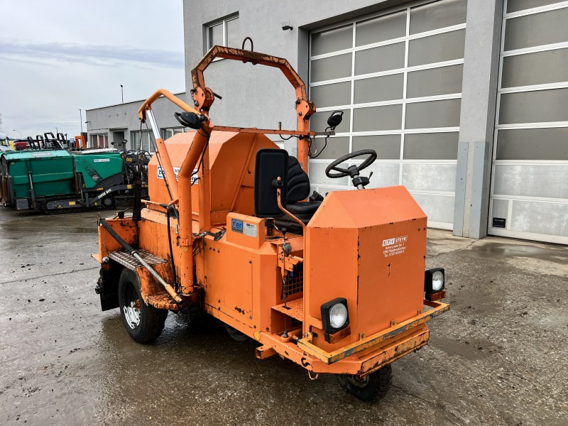 Strassmayr STI VSM-3R (111103) - Rozstřikovač živic: obrázek 5 Strassmayr STI VSM-3R (111103) - Rozstřikovač živic: obrázek 5