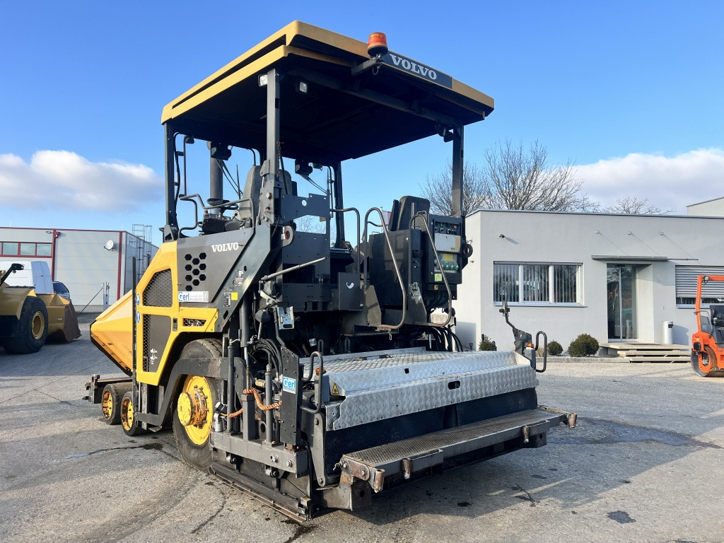 Volvo 6870 C (111414) - Finišér: obrázek 3 Volvo 6870 C (111414) - Finišér: obrázek 3