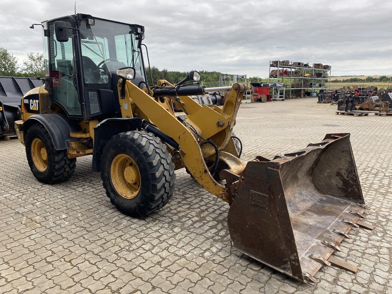 Caterpillar 908 H2 - Kloubový nakladač: obrázek 5 Caterpillar 908 H2 - Kloubový nakladač: obrázek 5