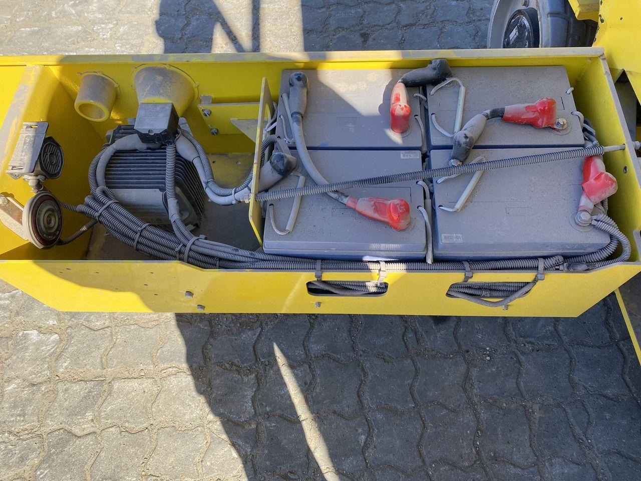 Nůžková plošina GMG 4555-i: obrázek 8