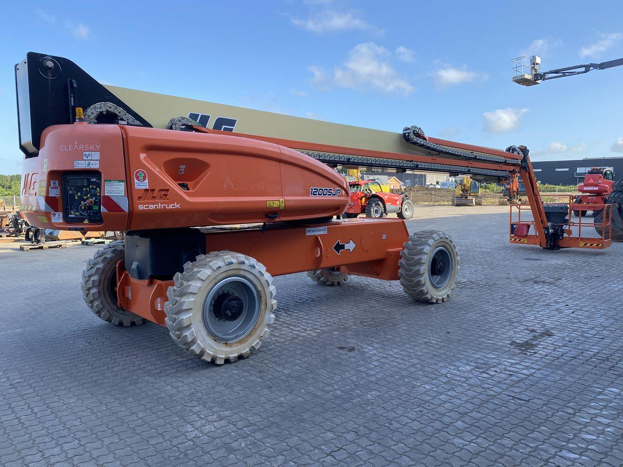 JLG 1200SJP - Teleskopická plošina: obrázek 4 JLG 1200SJP - Teleskopická plošina: obrázek 4