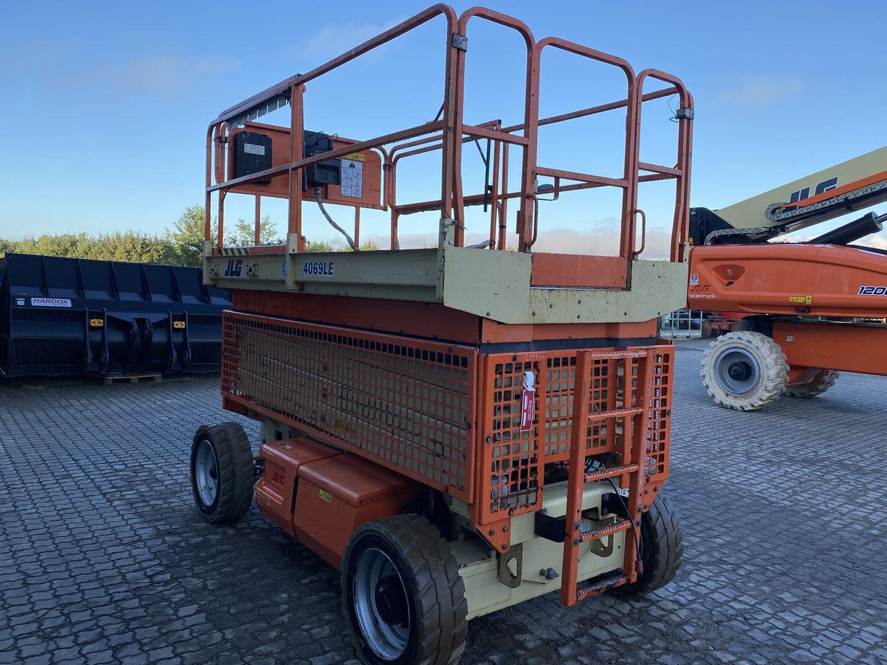JLG 4069LE - Nůžková plošina: obrázek 5 JLG 4069LE - Nůžková plošina: obrázek 5