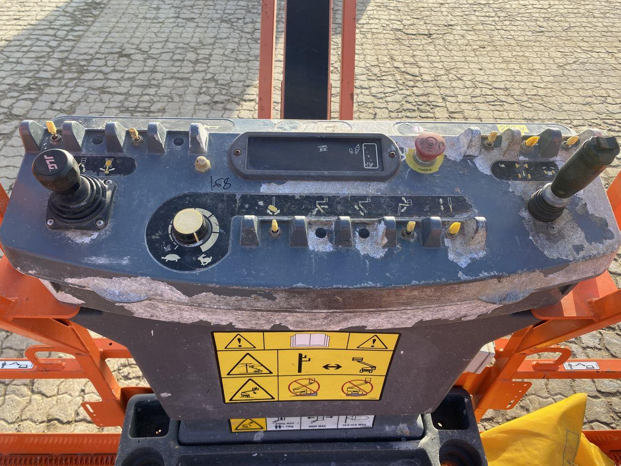 JLG 860SJ - Teleskopická plošina: obrázek 3 JLG 860SJ - Teleskopická plošina: obrázek 3