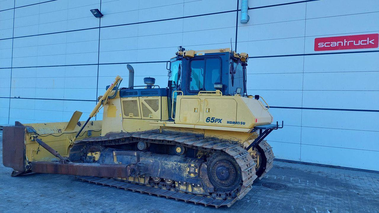 Komatsu D65PX-18 - Buldozer: obrázek 2 Komatsu D65PX-18 - Buldozer: obrázek 2