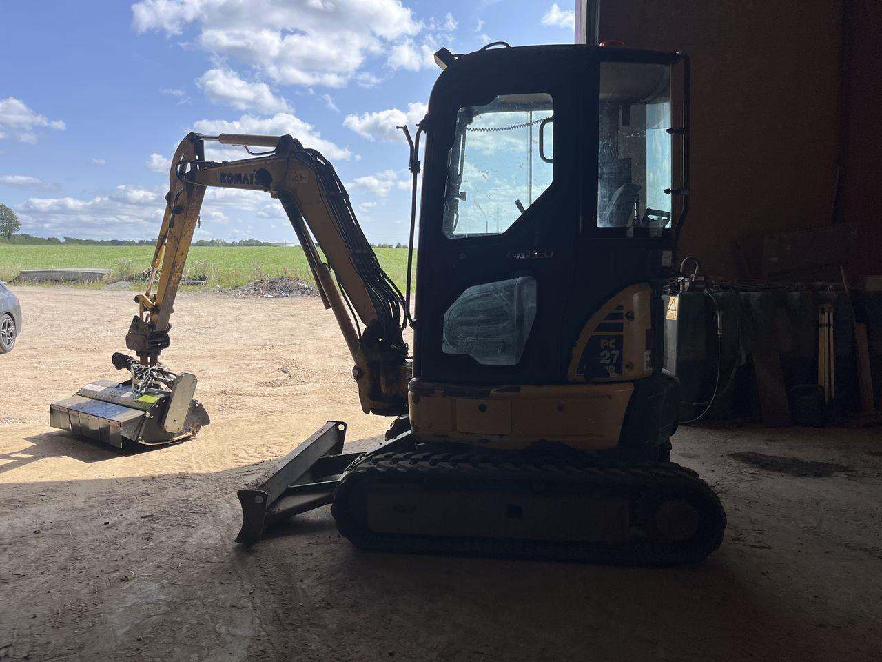 Komatsu PC27MR-2 - Mini rýpadlo: obrázek 3 Komatsu PC27MR-2 - Mini rýpadlo: obrázek 3