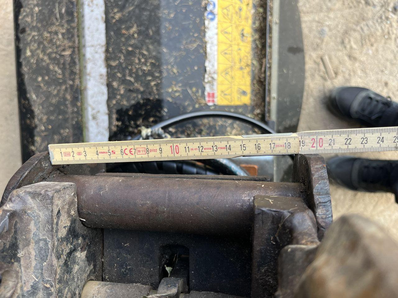 Komatsu PC27MR-2 - Mini rýpadlo: obrázek 5 Komatsu PC27MR-2 - Mini rýpadlo: obrázek 5