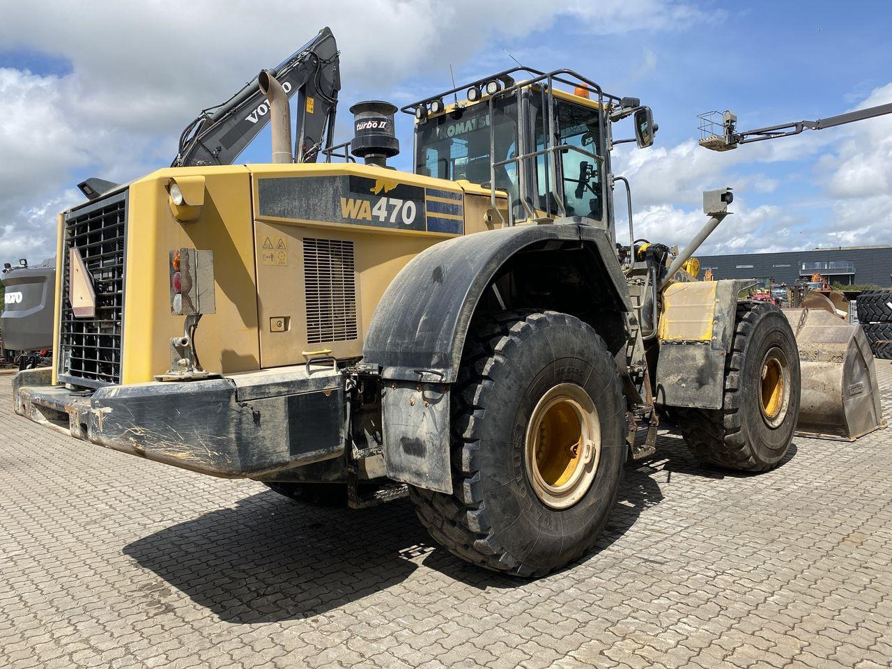 Komatsu WA470-7 - Kolový nakladač: obrázek 4 Komatsu WA470-7 - Kolový nakladač: obrázek 4