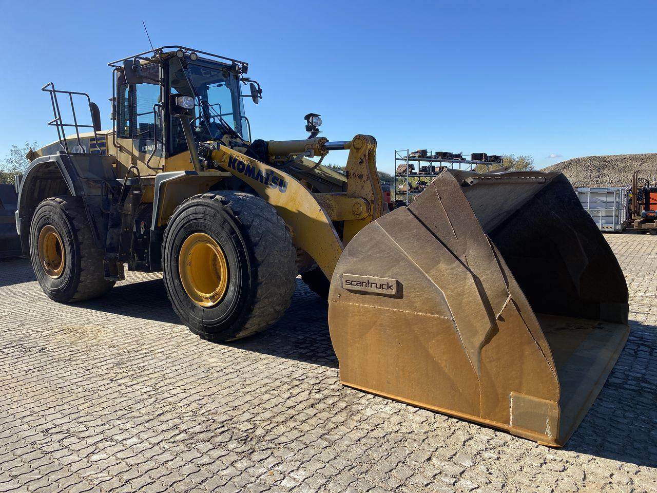 Komatsu WA470-7 - Kolový nakladač: obrázek 5 Komatsu WA470-7 - Kolový nakladač: obrázek 5