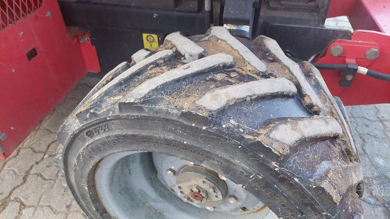 Manitou 120SC - Nůžková plošina: obrázek 5 Manitou 120SC - Nůžková plošina: obrázek 5